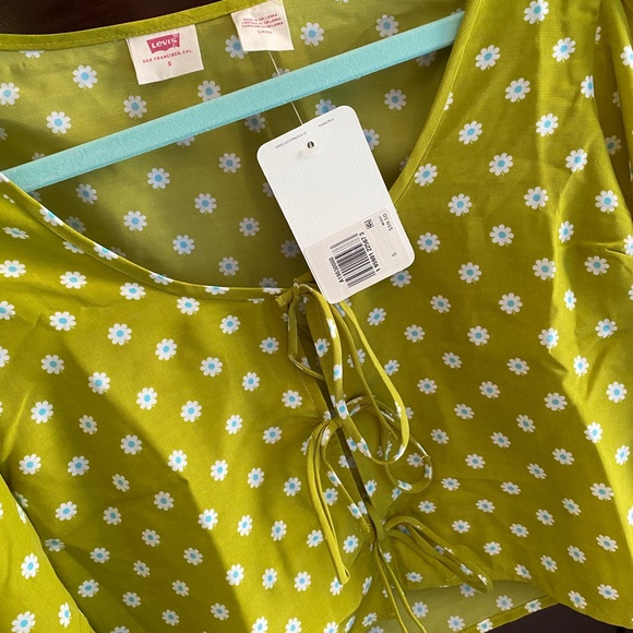 Levi’s Tie Front Shirt - Picture 7 of 11